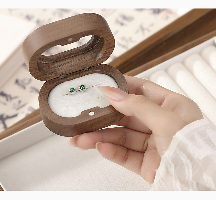 Khuyên tai bạc S925 hình kim cương vuông đính đá pha lê — Một cặp chi tiết 3