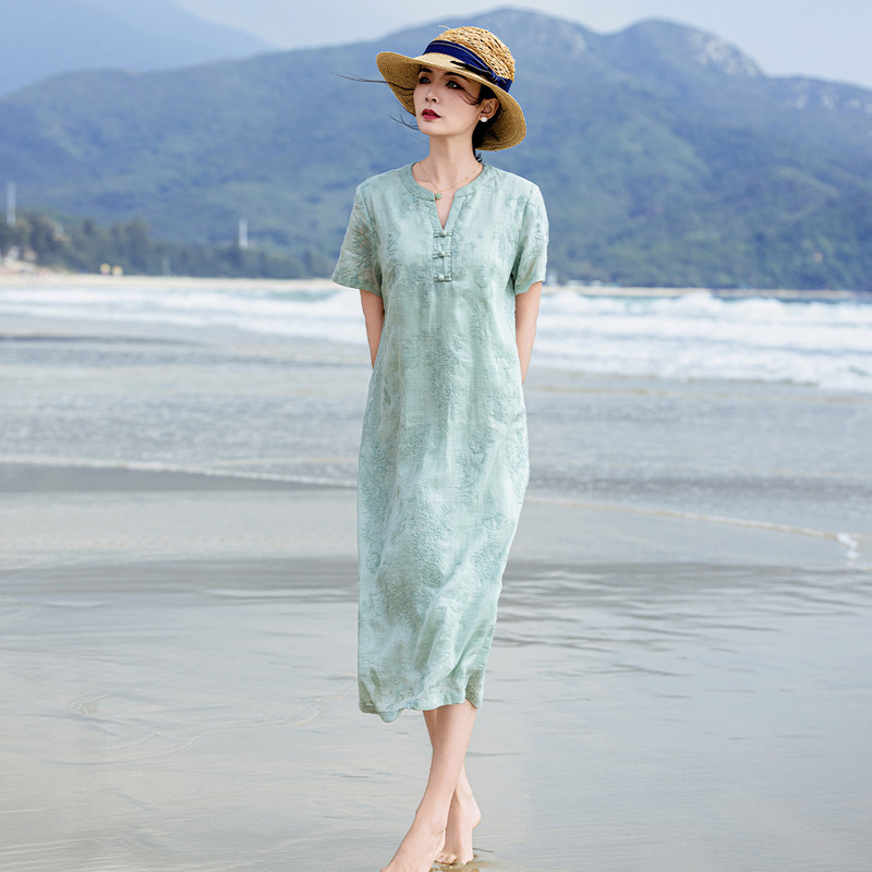 Chinese Improved Cheongsam 2025 New high quality Ramie Panda Bamboo Heavy Industry Embroidery Buckle Tea Clothing dress Chinese Improved Cheongsam 2025 New high quality Ramie Panda Bamboo Heavy Industry Embroidery Buckle Tea Clothing dress