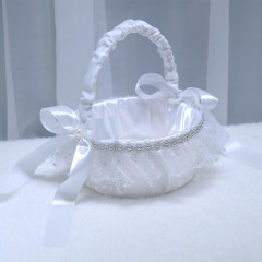 181白いレースの花のバスケットの花の子供は花のバスケットの花嫁を撒いて小さい花のバスケットの洋式の結婚式のバスケットを持ちます。