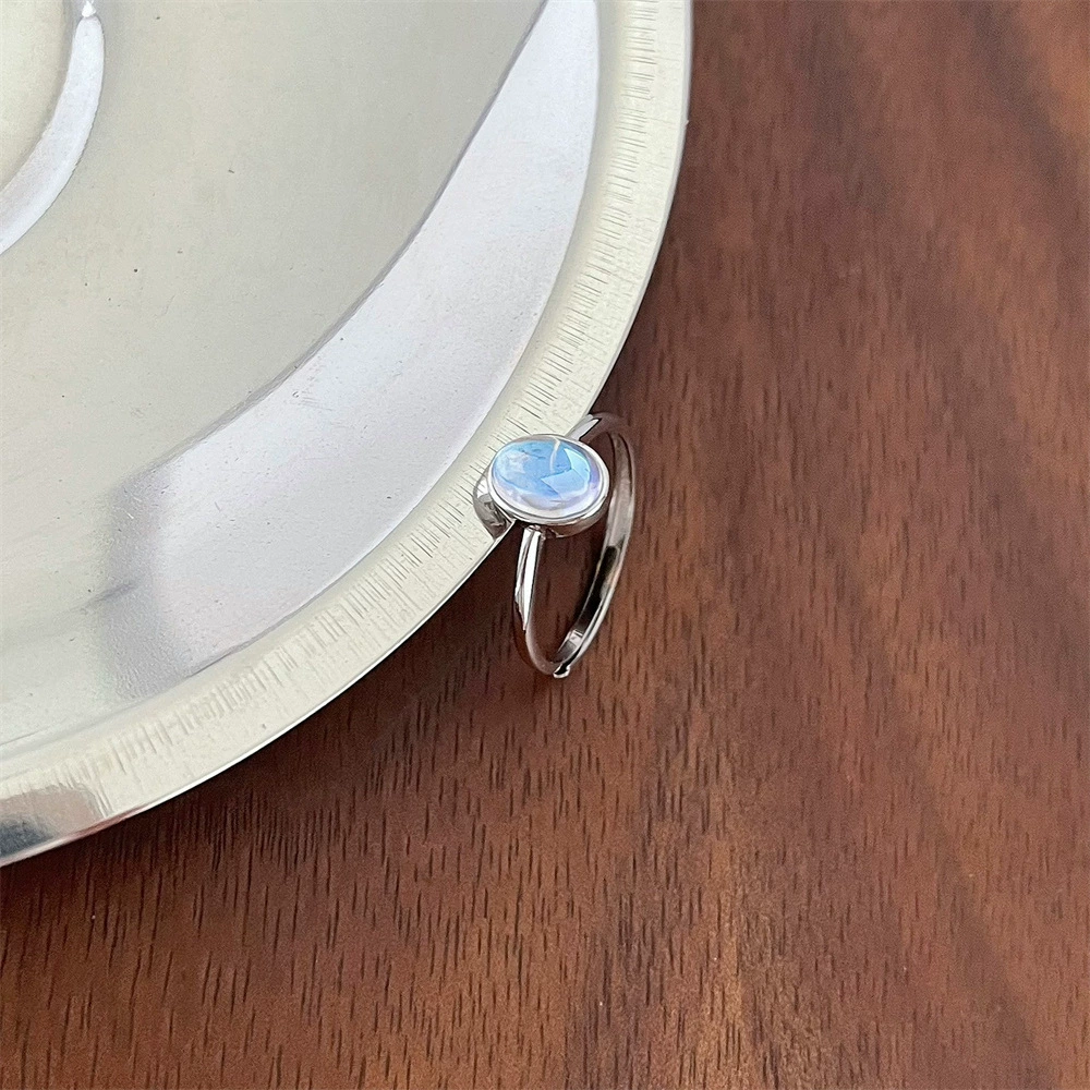 Кольцо 925 пр. серебро, gem-акцент, благородная лёгкая отделка высокого качества