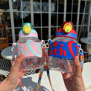 ����Сը�����ܱ���ͯ������yˮ����Ů��H���e�\������ˮ�����l