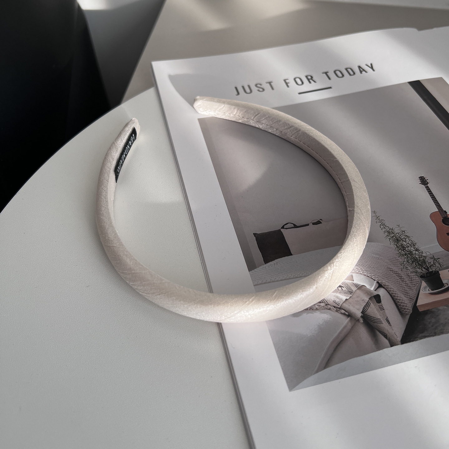 Exquisite Satin Headband For Women Solid Colour Minimalist Style_voghion.com