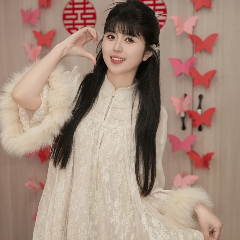 レースの朝の服の花嫁の女性の秋冬の新型の高級感の娘は日常的に新しい中国式の優しい長袖のワンピースを着ることができます。|undefined