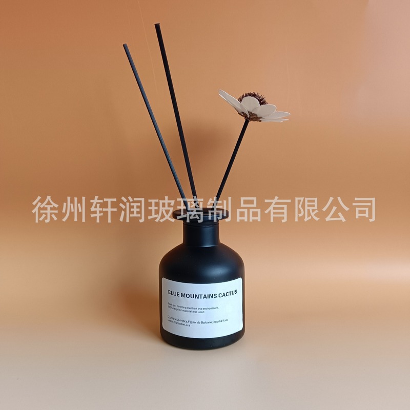 现货供应北欧简约风香熏瓶方形加厚玻璃香薰扩香瓶无火藤条香熏瓶|undefined