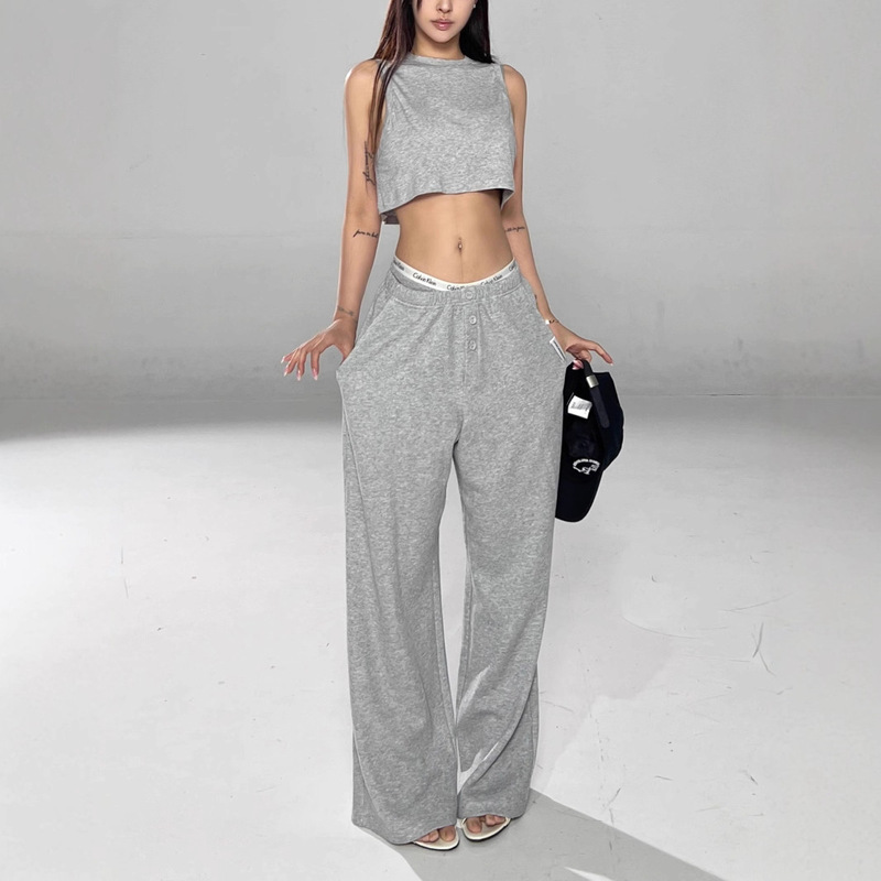 Gray Short Vest, Simple, Fashionable, Casual, Versatile, Wide-Strap Top, Gray Buttoned Sweatpants for Women
