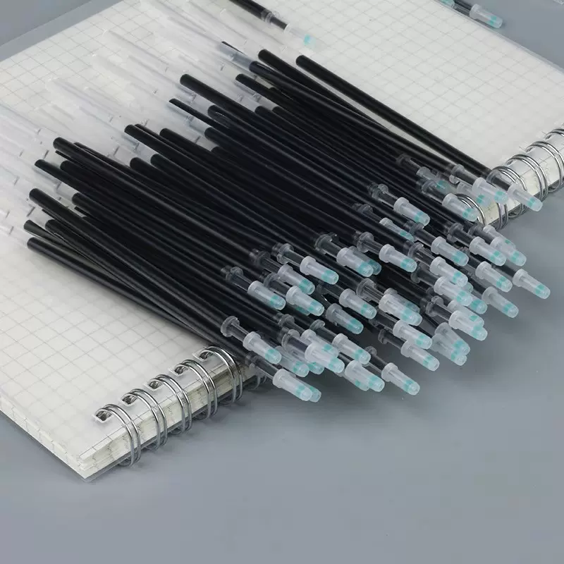 中性笔笔芯0.5mm子弹头碳素水芯圆珠笔通用笔芯办公考试学生文具