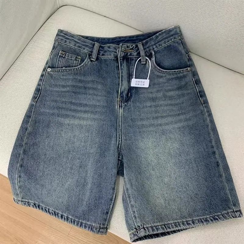 Vintage Blue Loose Five-Point Denim Shorts for Women, Faded Chic Trendy Style, Petite Plus Size High-Waisted Straight Mid-Length Pants Vintage Blue Loose Five-Point Denim Shorts for Women, Faded Chic Trendy Style, Petite Plus Size High-Waisted Straight Mid-Length Pants