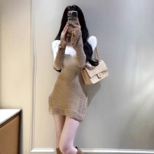 连衣裙女秋冬2025新款纯欲喇叭袖渐变染色修身粗针织包臀短裙子