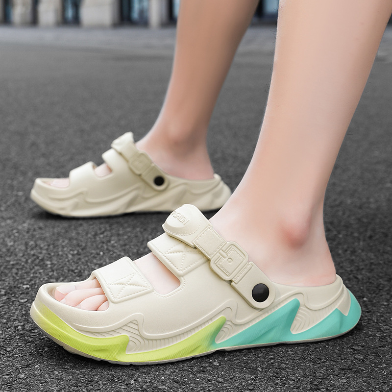 Nuevas sandalias transfronterizas de primavera y verano, zapatillas de hombre transpirables de doble uso, zapatos de playa antideslizantes para deportes y ocio de suela gruesa, zapatos de moda para llevar