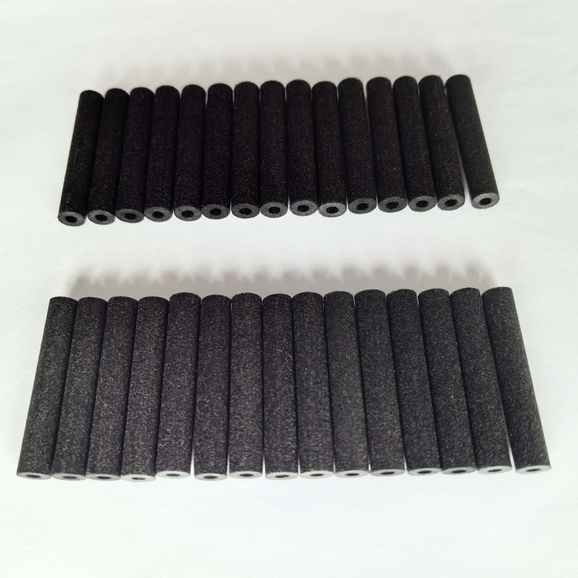 Negro hueco; blanco; hisopo de algodón absorbente