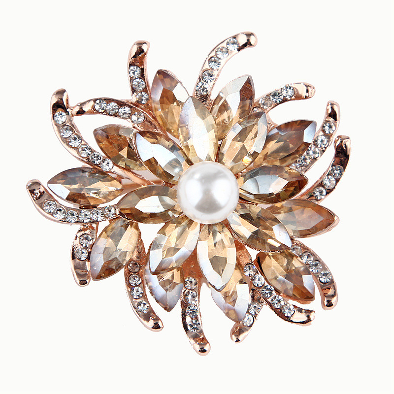 Alloy Material Flower Pattern Fashion Pin Flower Alloy Inlay Crystal Rhinestones Pearl Women'S Brooches