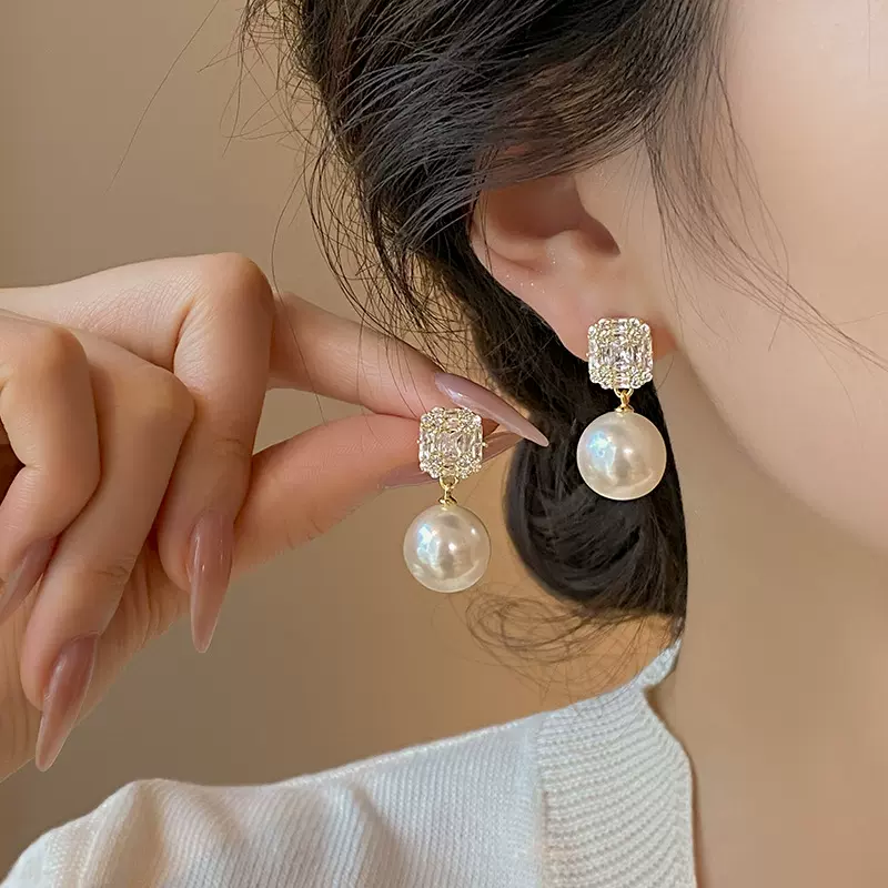 S925银针轻奢小众精致方锆耳钉女ins潮百搭气质珍珠耳钉耳饰批发