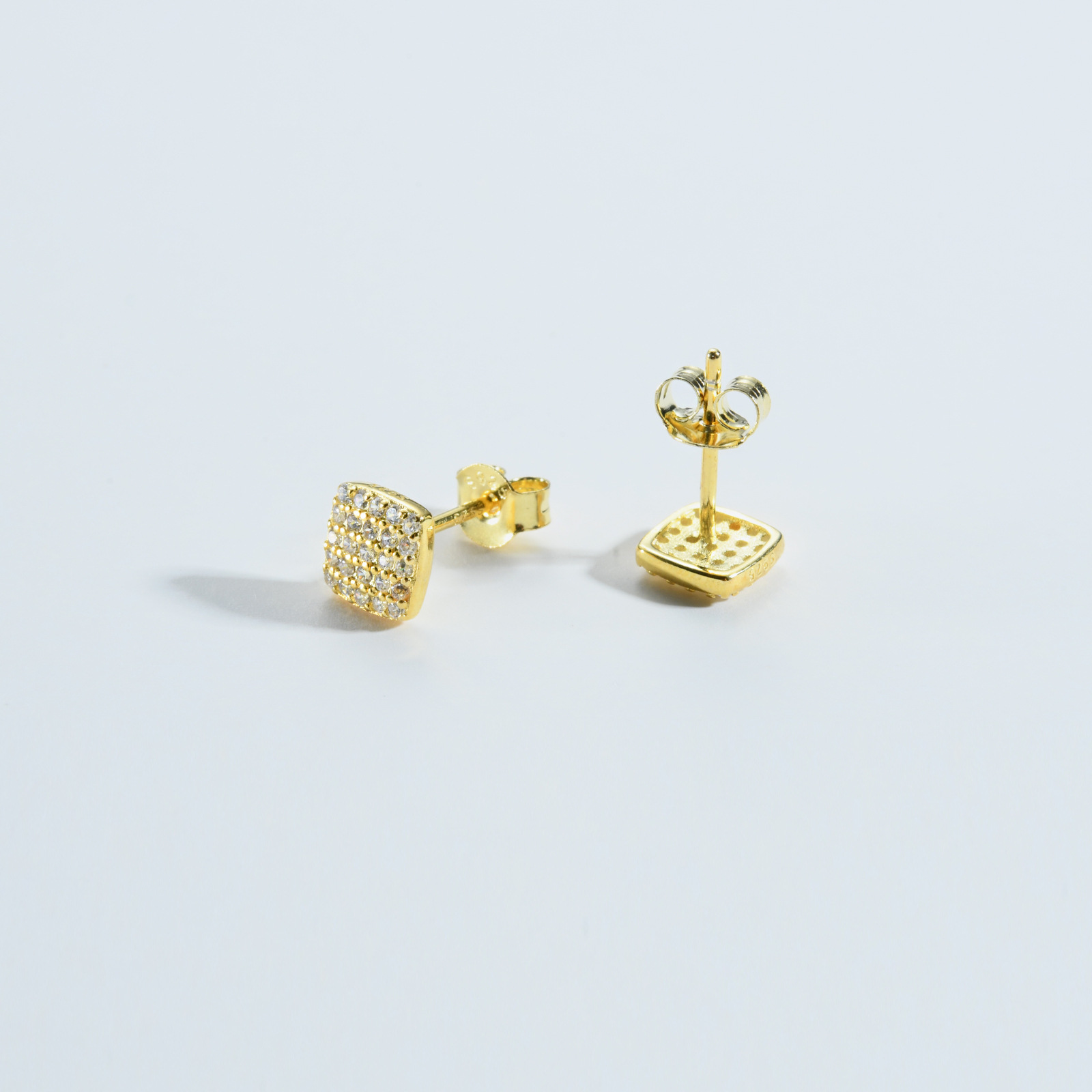 4g Weight 0.05µm-0.08µm Gold Plating Thickness Electroplating Gold Plating Process 925 Sterling Silver Ear Needle Material 18K Real Gold Plated, Platinum Plated Plating Material Zircon Inlay Material Ear Studs Classification 1 Pair Quantity Holiday, Daily Occasion 925 Sterling Silver Material Round, Square, Water Droplets Pattern Women's Gender Simple Style, Shiny Style Inlay Craft 1 Pair 925 Sterling Silver Zircon Round Square Water Droplets Ear Studs 1