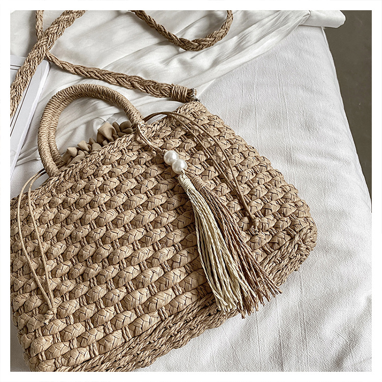 Fashion Straw Woven Messenger Tassel Bag display picture 7