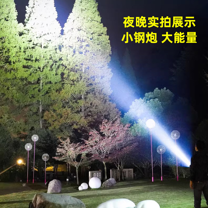 Inversa Yang láser blanco fuerte luz súper brillante hogar recargable al aire libre portátil de largo alcance linterna monstruo de tres ojos linterna