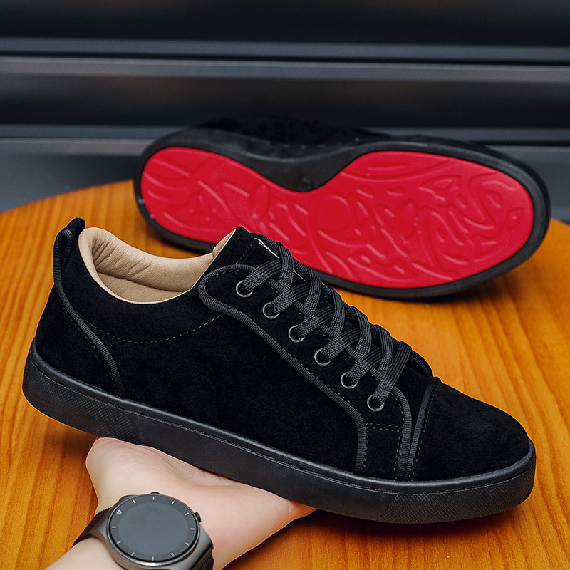 European Style Cl Men's Shoes with Rivets and Red Soles, Versatile Trendy Rivet Sneakers, Couple Style Casual Fashion Brand European Casual Shoes