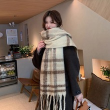 2025新款美拉德高级感格子围巾女冬季韩版披肩两用春秋加厚保暖潮