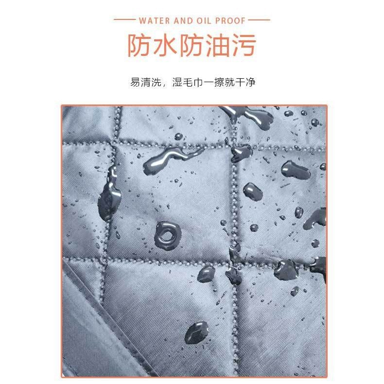 冬は穴を開けないで保温綿のカーテンを厚くします。|undefined