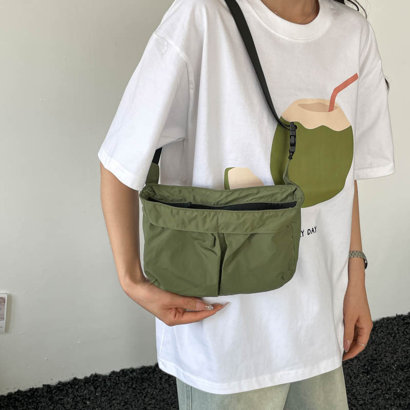 Uniqlo Casual Small Crossbody Bag Korean Style Simple Versatile Shoulder Bag Crossbody Bag Multi-Pocket Large Capacity Lightweight Chest Bag