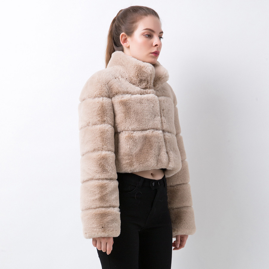 Abbigliamento Donna Pelliccia Giacca Donna Pelliccia Cuciture Orizzontali Pelliccia Artificiale_voghion.com