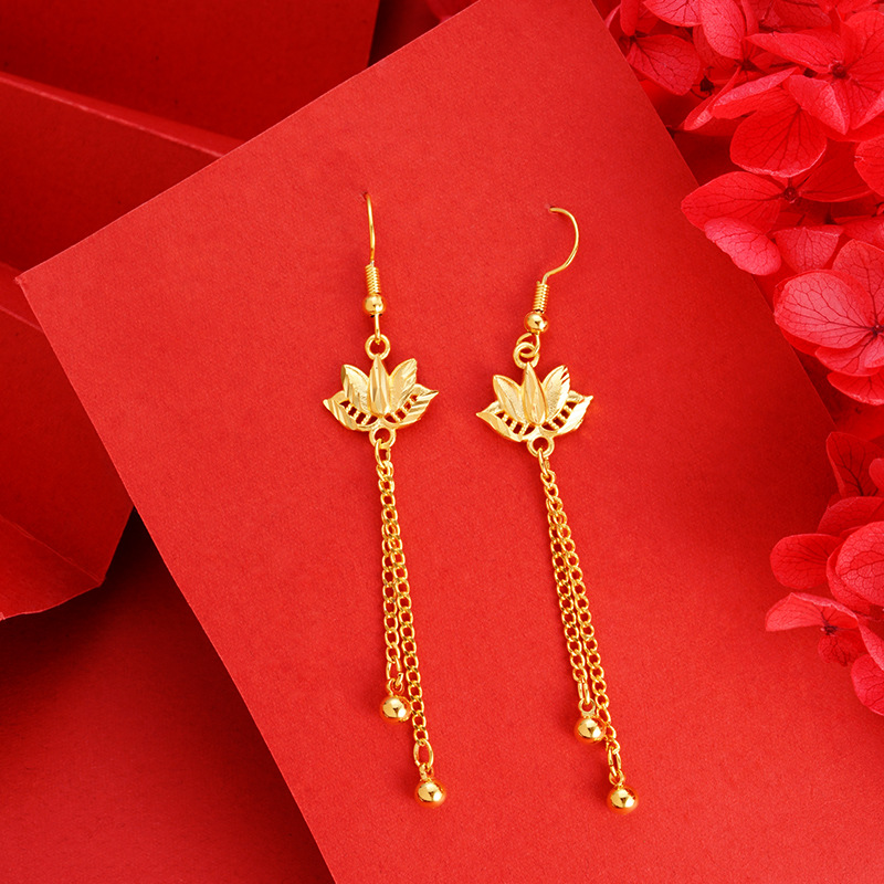 Pendientes de loto oro arena pendientes largos borla de las mujeres joyería de aleación de cobre Internet celebridad mismo suministro pendientes de estilo chino