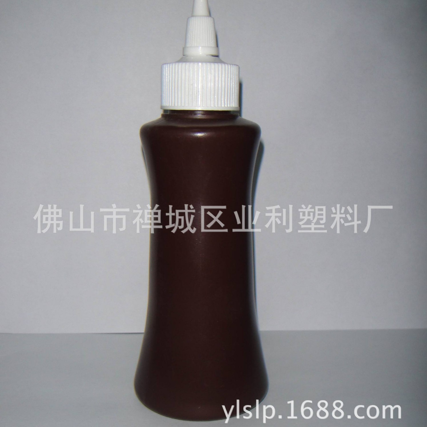 供应尖嘴塑料瓶，番茄酱汁塑料瓶E-013