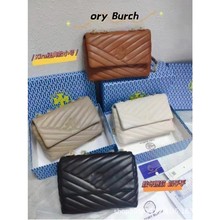 TB包包链条翻盖Kira小号小方包单肩斜挎法棍包腋下包跨境外贸女包