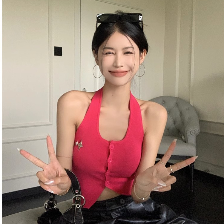 Rose pink halter neck tank top for women, summer style, irregular button closure, sexy, backless, short camisole top, suitable for wearing alone.