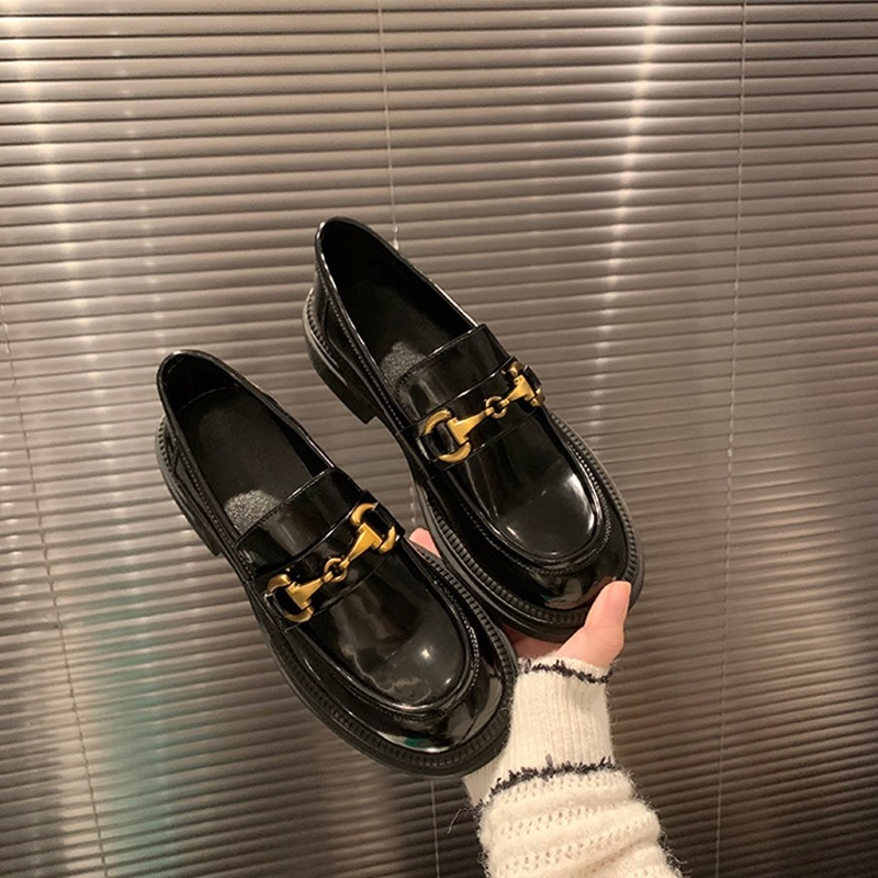 乐福鞋女马扣Loafer春秋2024年新款粗跟黑色小皮鞋英伦风单鞋批发 乐福鞋女马扣Loafer春秋2024年新款粗跟黑色小皮鞋英伦风单鞋批发