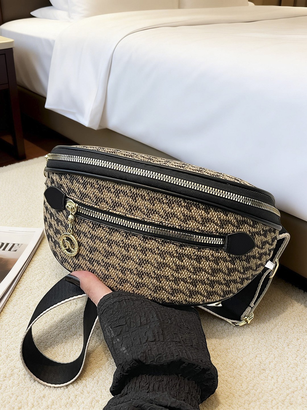 2026 nuevo bolso de cintura de moda de moda para mujeres bolso de hombro universal nicho sensación de diseño bolso de bolsas de pellizco lujoso retro bolso de mochila