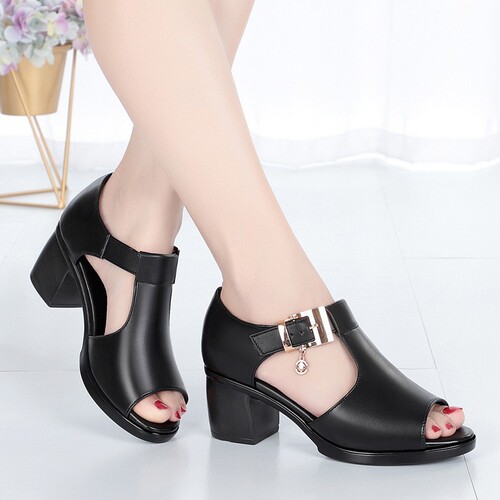 2020 summer new style fish mouth fashion casual mom thick heel buckle sandals for women plus size mom sandals for women