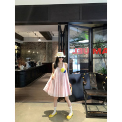 Ouyang Plaid ノースリーブベストドレス女性の夏の新しい甘い小さなショートスカートルーズスカート