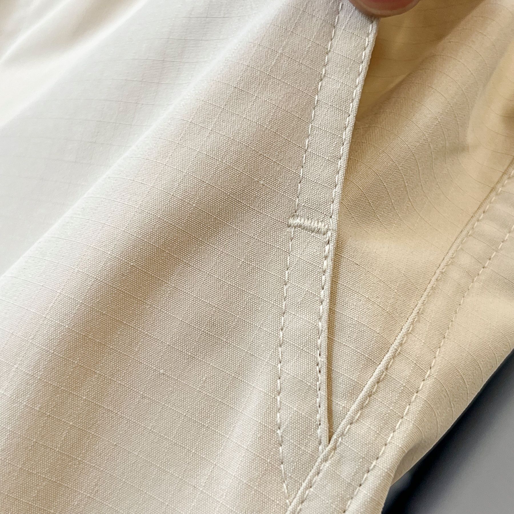 Herrenbekleidung Outdoor lockere Damen kleine gerade Silhouette schnelltrocknende Matrixgitter verschleißfeste atmungsaktive Freizeithose_voghion.com