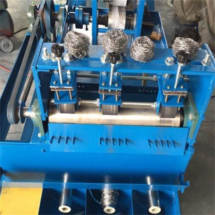 Cuatro bolas de alambre de acero máquina de malla de alambre de acero de cuatro extremos máquina de fabricación de bolas de alambre de acero para cocina