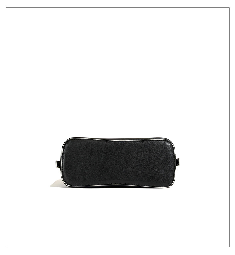 Casual Occasion Women's Pu Leather Solid Color Streetwear Chain Dumpling Shape Zipper Tote Bag