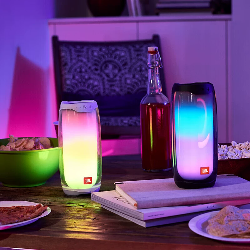 Динамики совместимые с JBLHandheld, полноэкранный дисплей, bluetooth