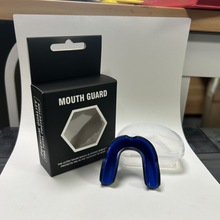 跨境热销成人儿童散打训练篮球拳击运动护齿 食品级EVA橄榄球牙套