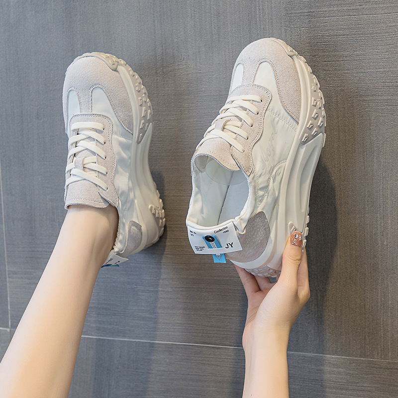 Giày sneaker chunky đế dày nữ mũi tròn tăng chiều cao mùa hè 2025 — M2376 màu vàng, M2376 màu be, M2376 màu xanh lam, M2376 màu hồng