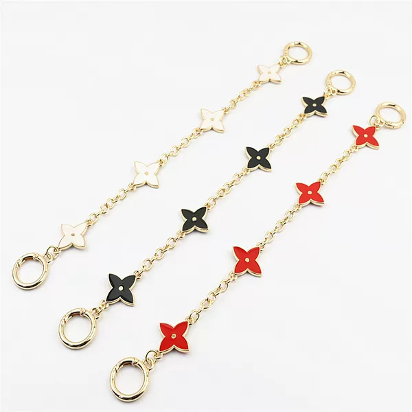 Luggage hardware accessories metal jewelry key chain glue drop four-leaf clover pendant small pendant clothing hardware accessories