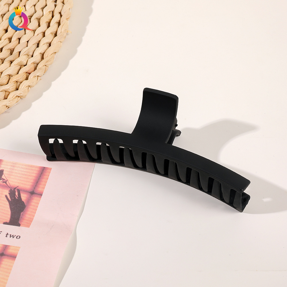 Oversized Shark Hair Claw Clip, Korean Morandi Style Hair Accessory_voghion.com