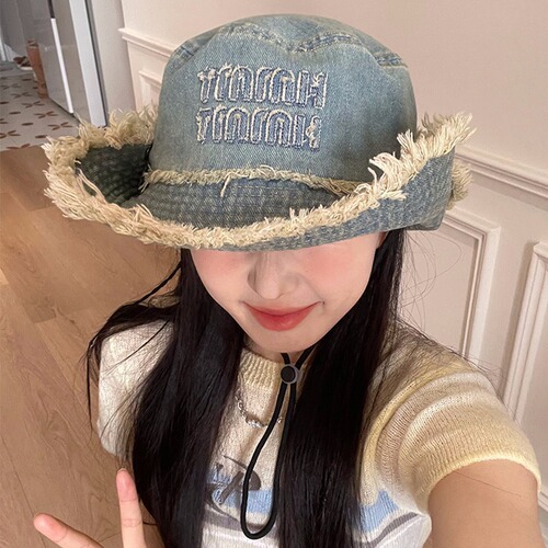 Western Cowboy-Style Retro Distressed Niche Design Fisherman's Hat for Women | Frayed Edge, Unique Bucket Hat That Flatters Your Face