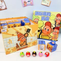 新款创意星星人潮玩萌粒盲盒盲猜福袋夹机公仔创意礼物桌面摆件