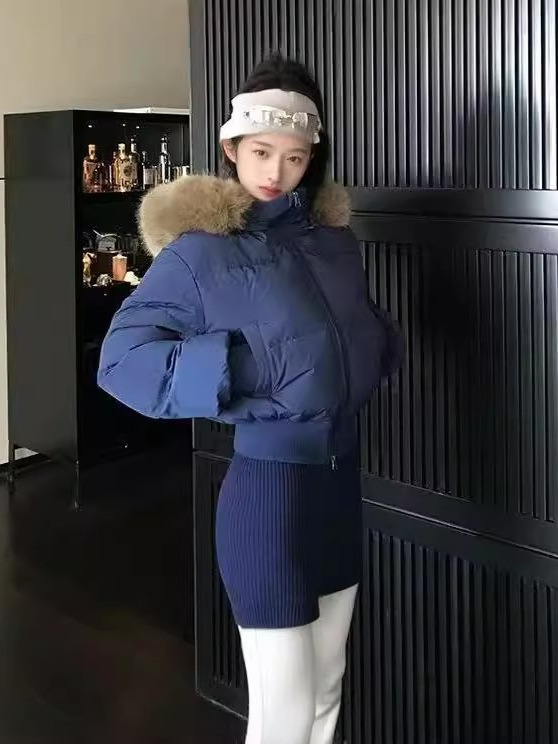 芬兰雪境 冬季毛领连帽收腰加厚短款羽绒棉服女|undefined