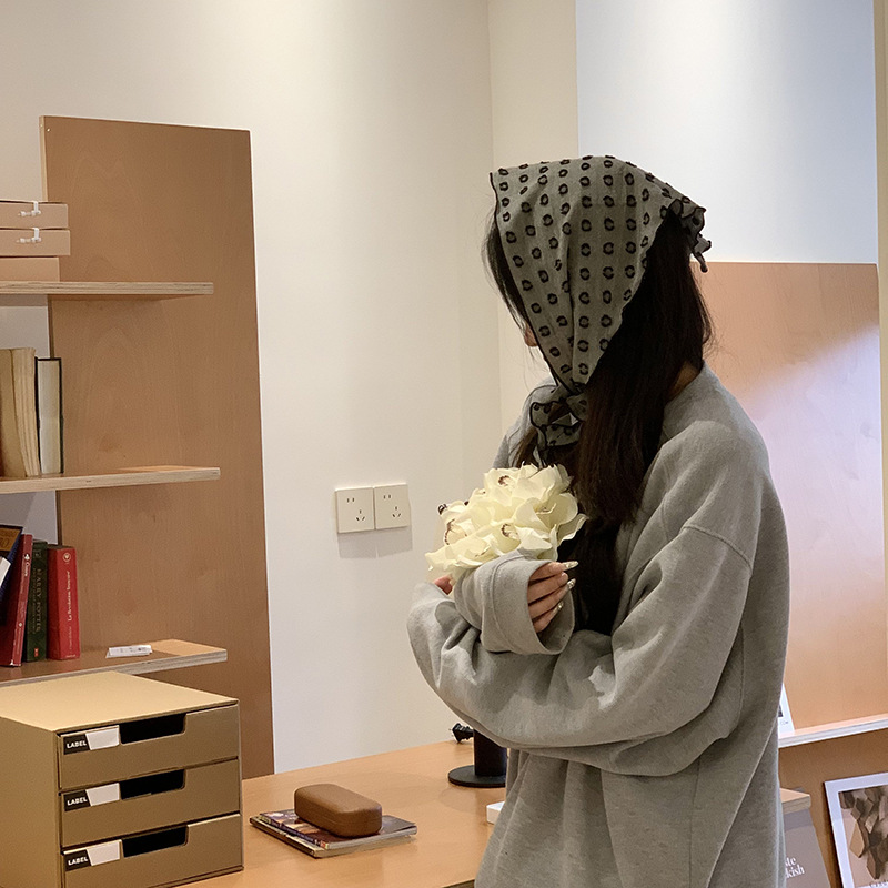 Turbante de mujer pastoral viento de verano nuevo collar de cuello de moda bufandas de punto de onda personalidad bufandas de triángulo de punto correa de cabello atada correa de cabello