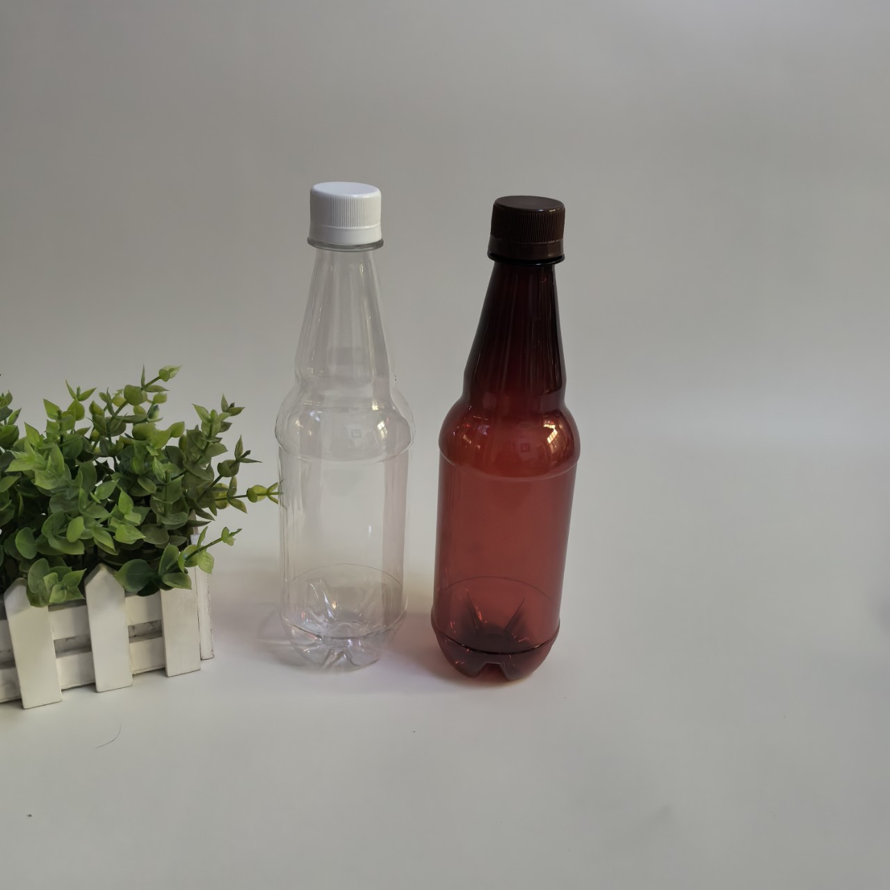 现货批发500ml包装瓶塑料瓶PET茶色透明28口可乐瓶活菌瓶290个/箱