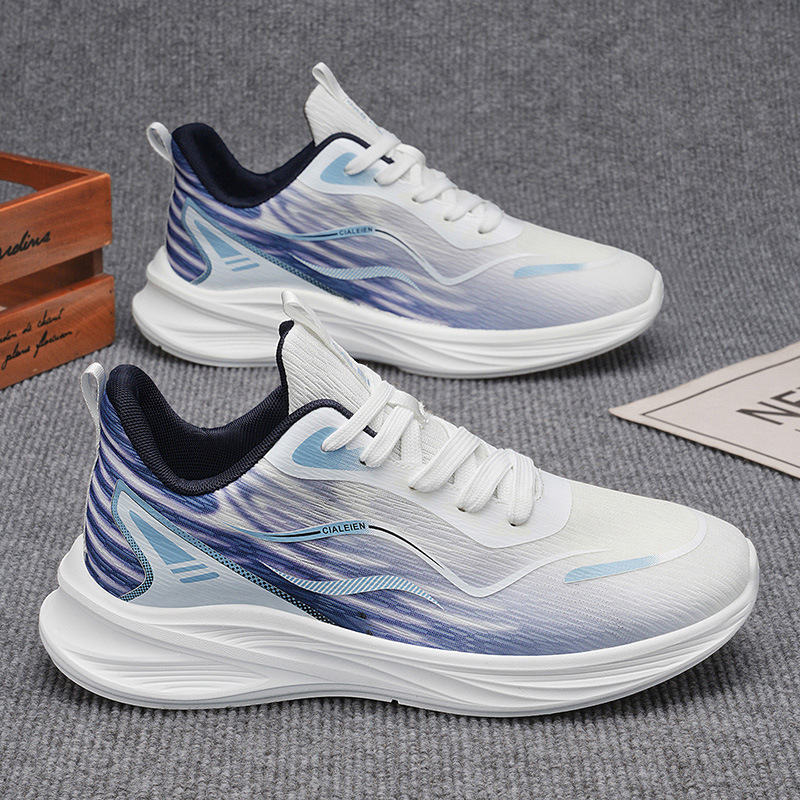 Zapatos de hombre de verano nuevos zapatos de malla transpirables, zapatos de hombre antideslizantes y resistentes al desgaste para correr al aire libre zapatos casuales