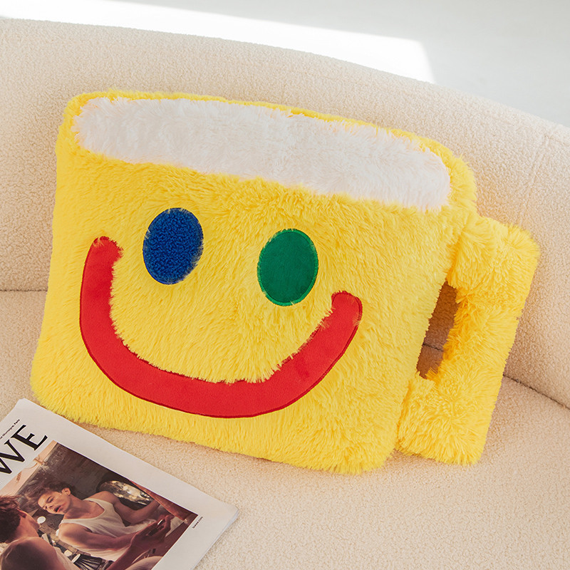 INS estilo cara sonriente taza de café almohada sofá cama cojín taza de té cojín de peluche juguete regalo de cumpleaños para compañeros de clase