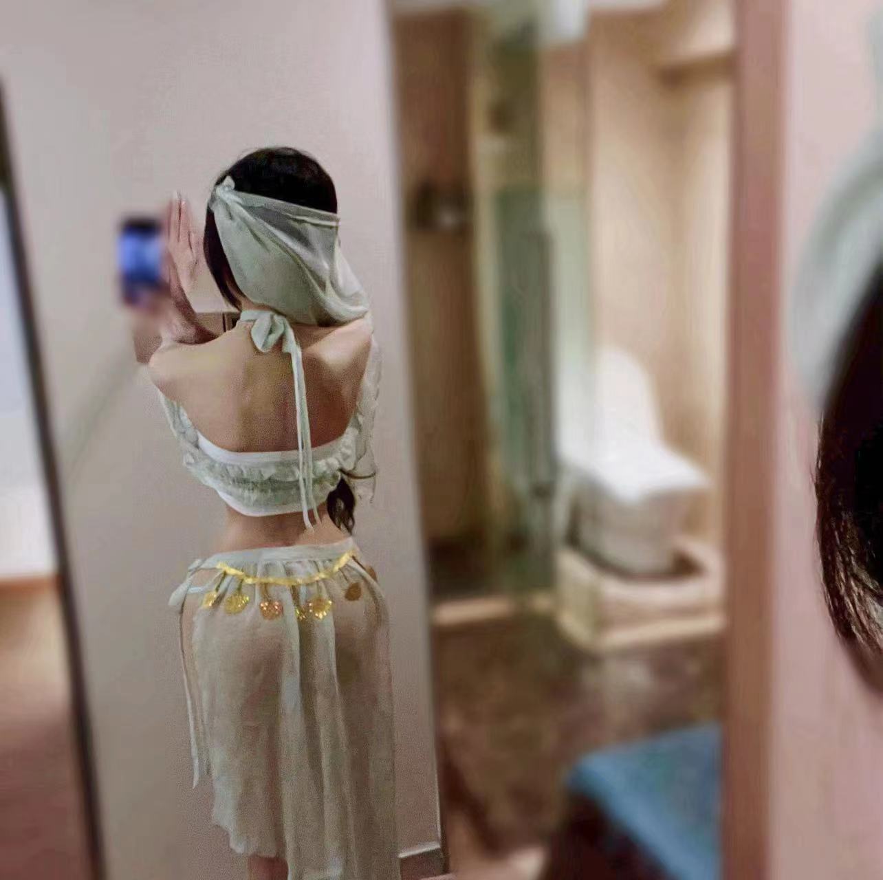 Court Pure Desire Hanfu Lingerie Set with Veil, Bandeau, Skirt and Panties — detail image 15