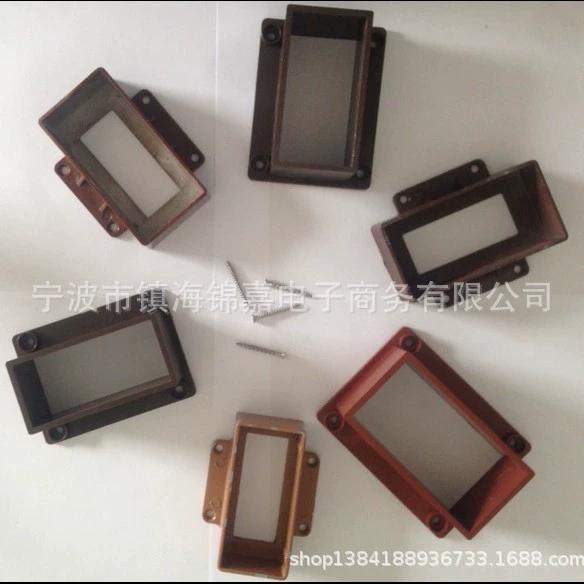 Производители предоставляют деревянные и пластиковые перила соединительные заборы