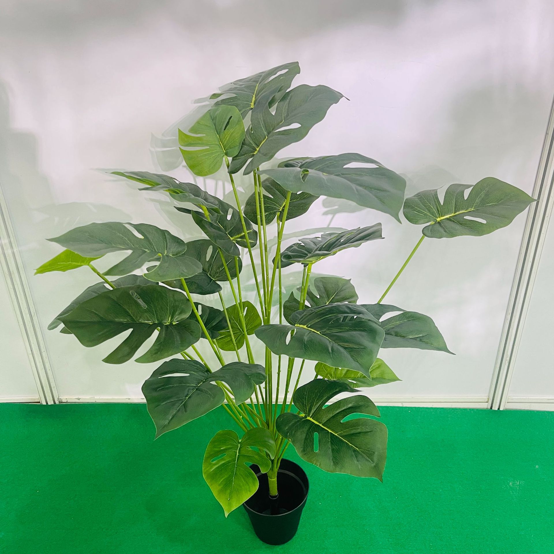 Descuento personalizado planta verde artificial flor artificial tortuga árbol trasero roble árbol de hierro viaje hoja de plátano Banyan Phoenix cola bambú Phoenix cola girasol